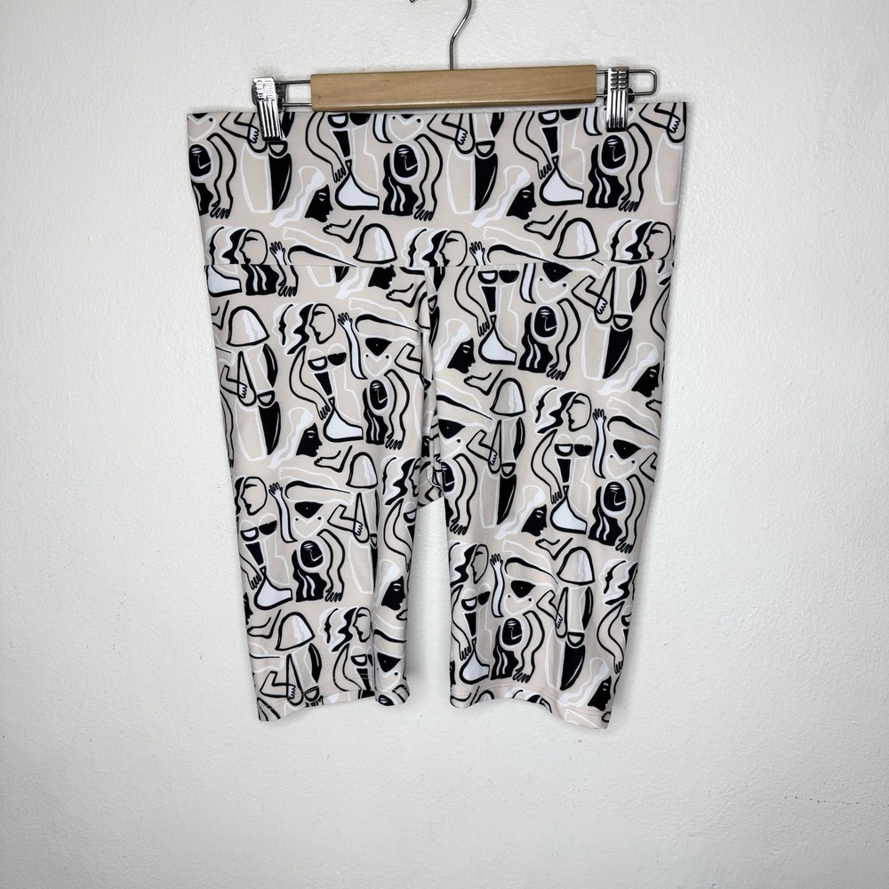 Dazey LA Cream Black Abstract People Biker Shorts Minimalist Womens XL